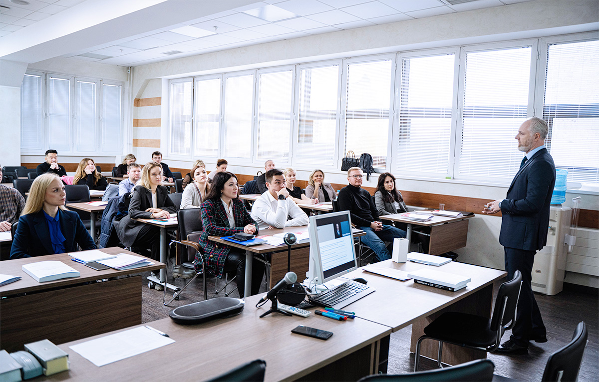 Представители Ассоциации «Национальных чемпионов» станут преподавателями программы по повышению квалификации в сфере GR в МГИМО МИД России.