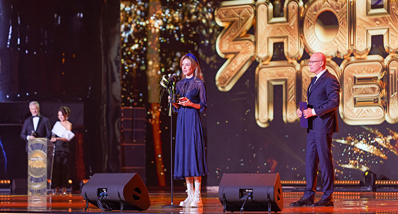 3 марта на торжественной церемонии вручения просветительской премии «Знание» объявлены победители. За вклад в просвещение в сфере науки и технологий награждена первый заместитель генерального директора компании «Иннопрактика» Наталья Попова.